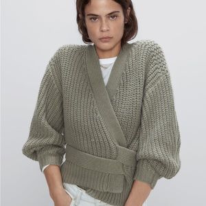 ZARA SWEATER